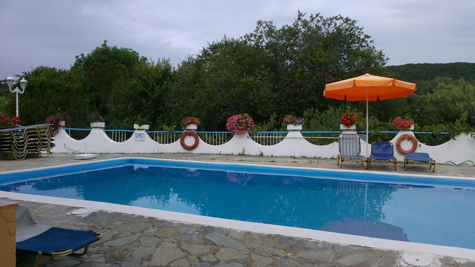 River Studios & Apartments Mesongí Cameră foto